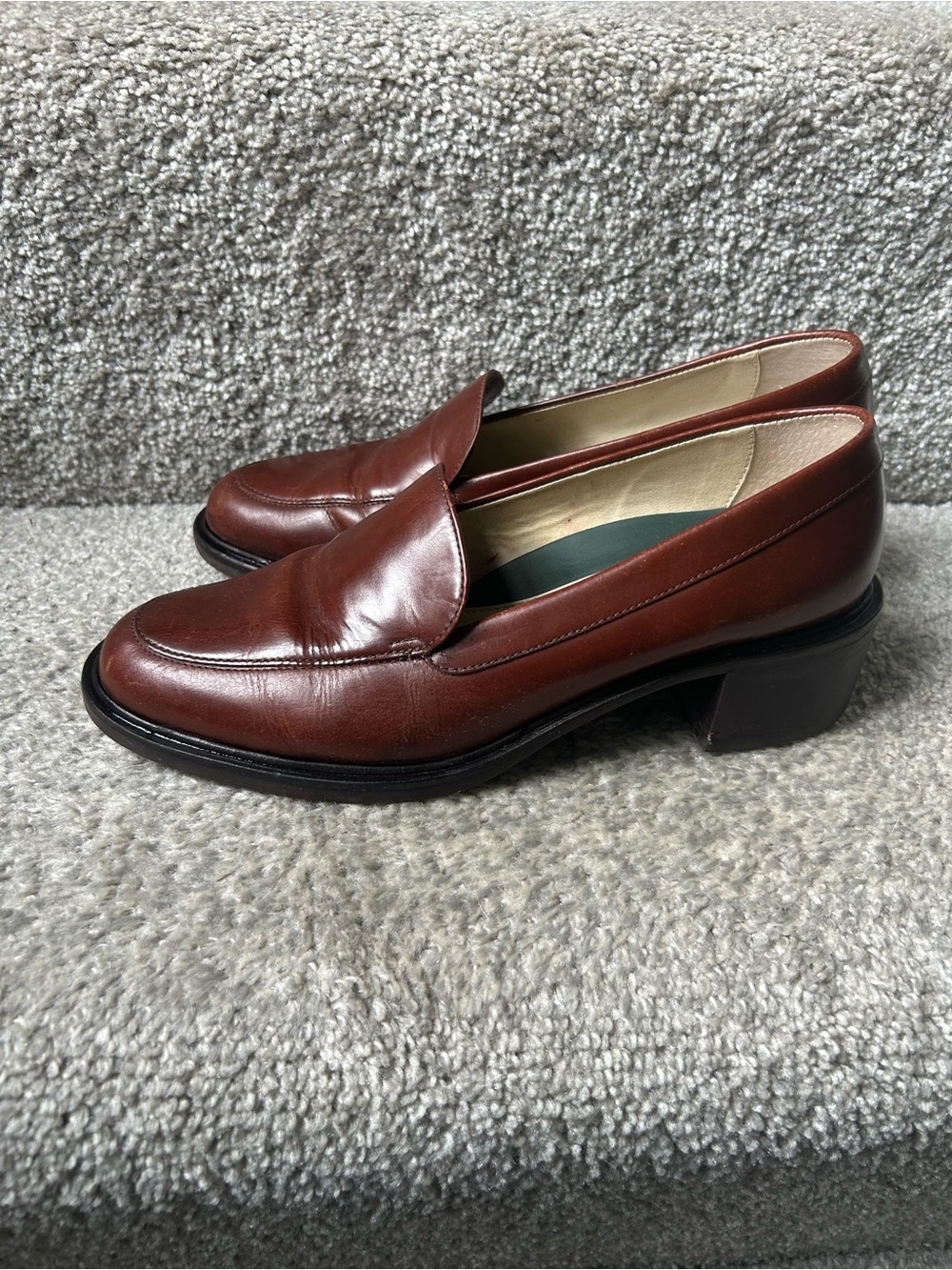 Women’s GHBass Brown Leather Loafers - size 8